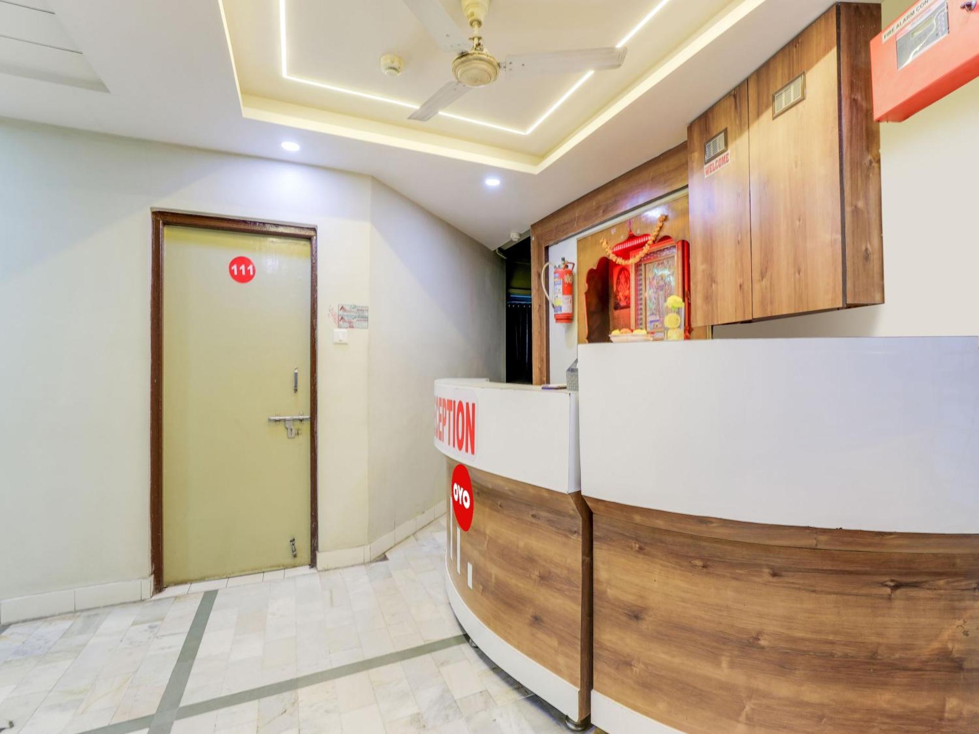 Hotel O Asopalav Naroda Dış mekan fotoğraf