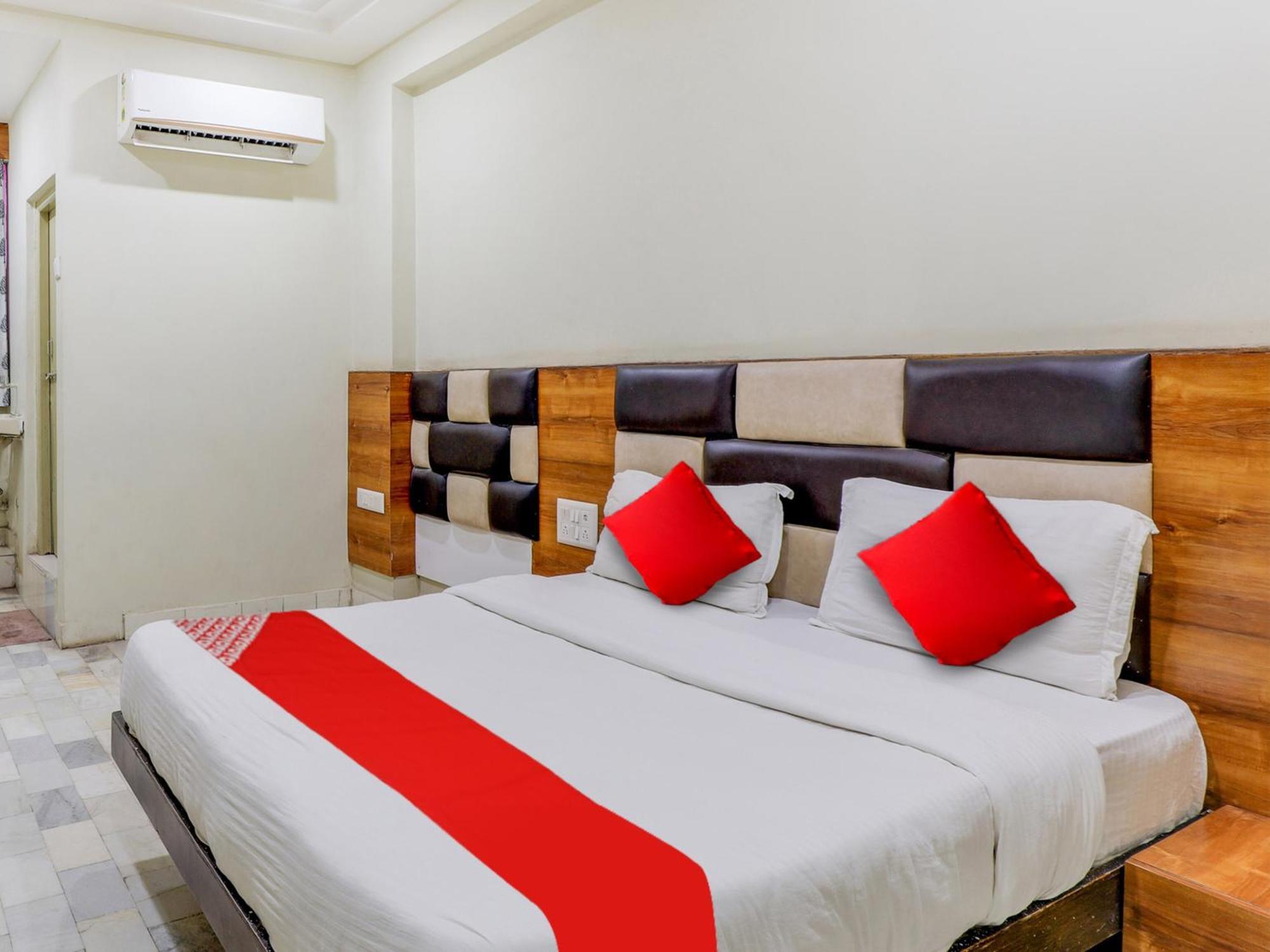 Hotel O Asopalav Naroda Dış mekan fotoğraf